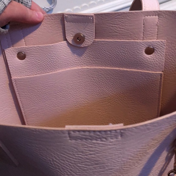 Purse - Picture 2 of 3